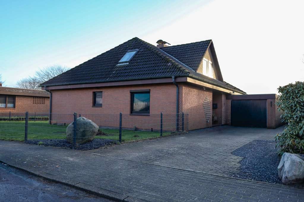 Immobilie in Nordhastedt - Gepflegter Bungalow mit Ausbaupotential und großem Grundstück in ruhiger Lage in Nordhastedt - Bild 1
