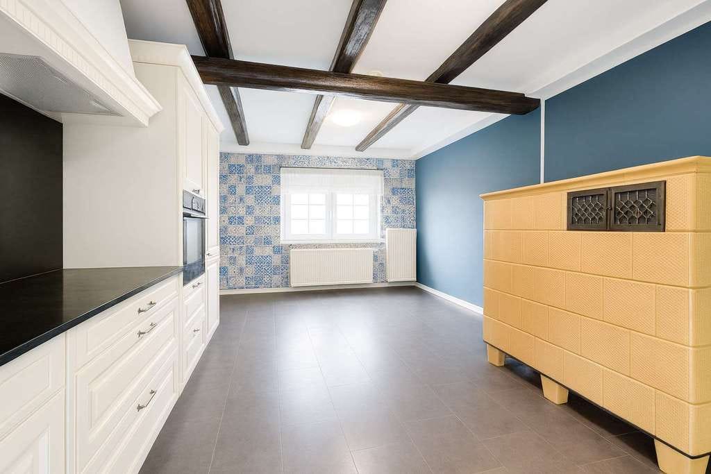 Immobilie in Belgershain - Wohnen, Arbeiten, Hobby - Platz für Werkstatt, Tierhaltung, Handwerk oder Bauen - zu Fuß zum See! - Bild 2