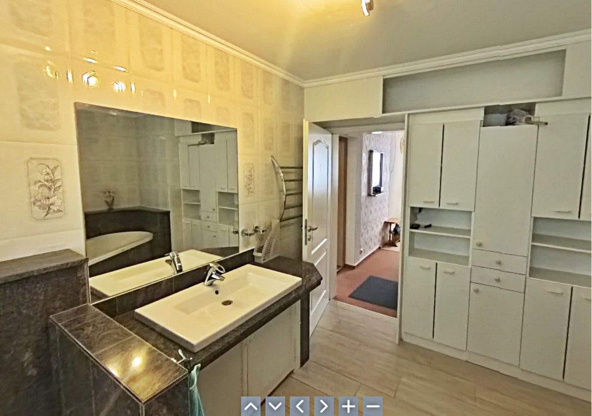 Immobilie in Brüel - Charmantes Wohnhaus mit Gewerbeanteil und idyllischem Garten - Bild 1