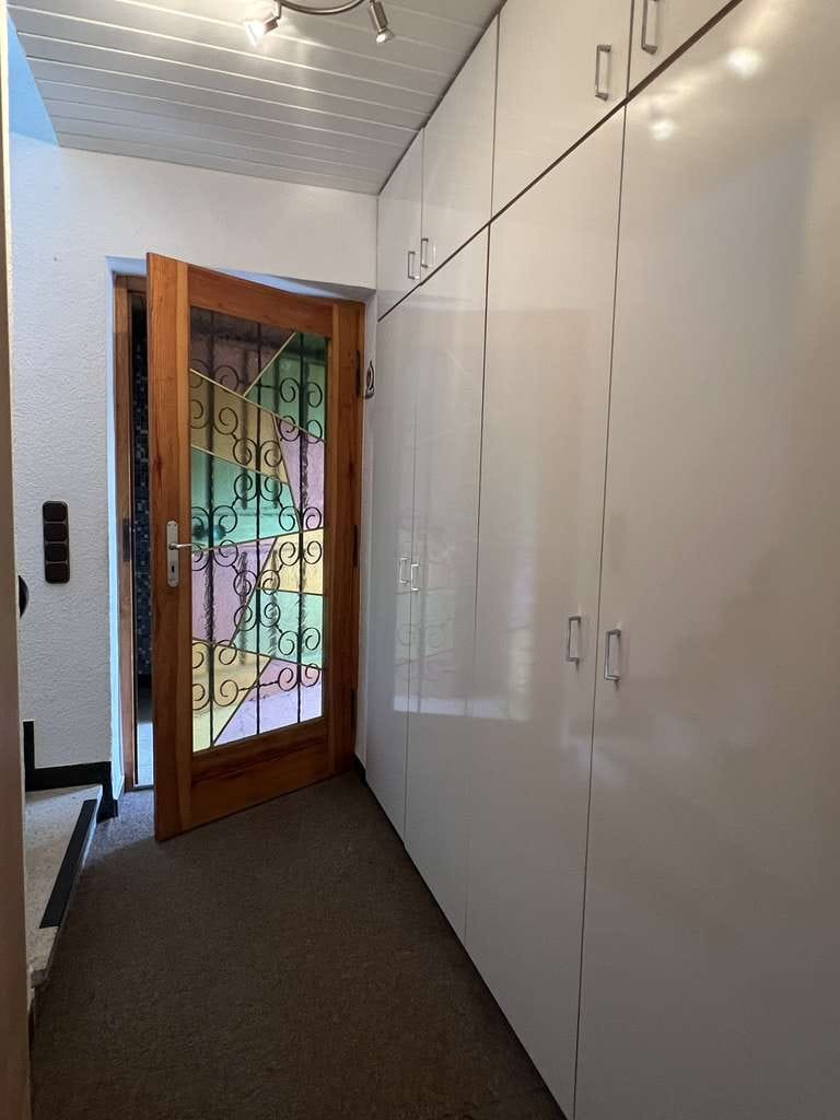 Immobilie in Gablingen - Modernisiertes, zweistöckiges EFH mit 2 WE auf ca. 611m² GF im Landkreis Augsburg! - Bild 1