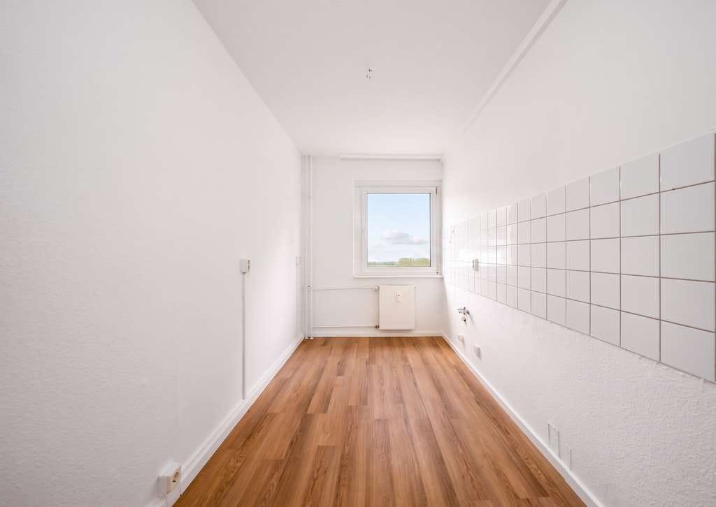 Immobilie in Luckenwalde - Frisch sanierte 2-Zi-Altbauwohnung in Luckenwalde – bezugsfrei, 50 m², 43 Min nach Berlin - Bild 2