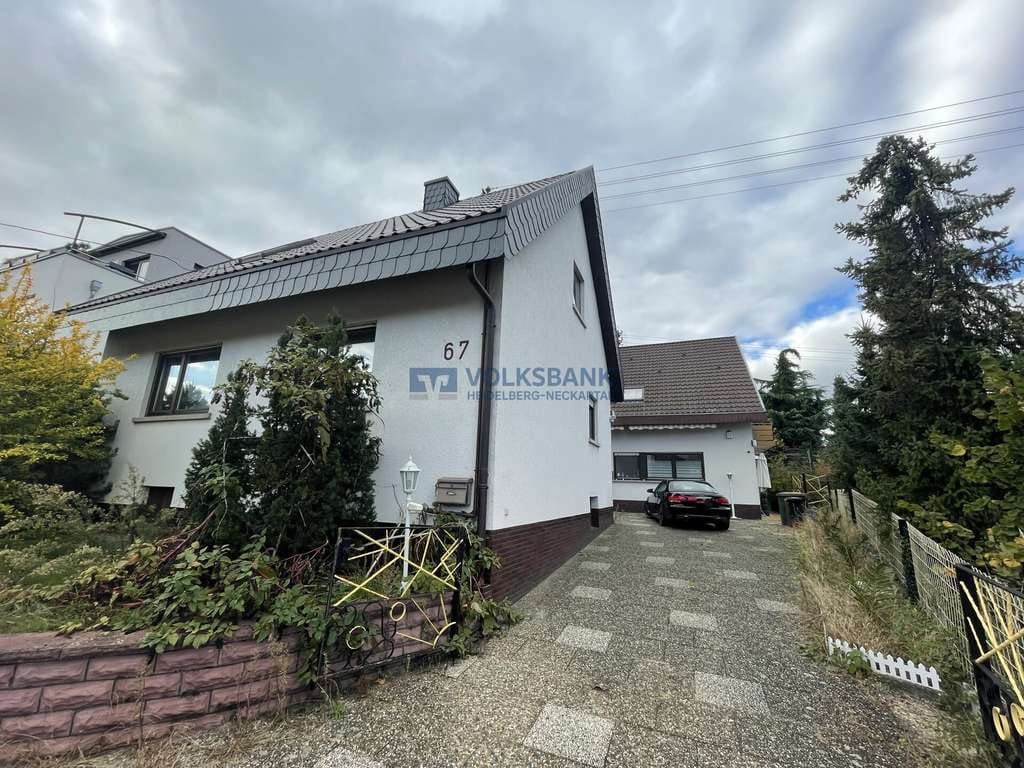 Immobilie in Walldorf - 2 Einfamilienhäuser auf einem großen Grundstück mit Garagen und Garten! - Bild 3