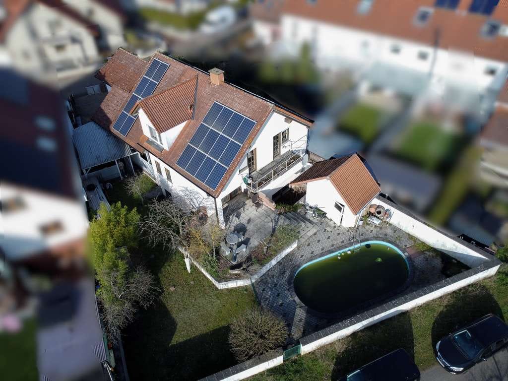Immobilie in Germersheim - Einfamilienhaus inkl. Einliegerwohnung in begehrter Feldrandlage mit viel Potenzial! - Bild 3