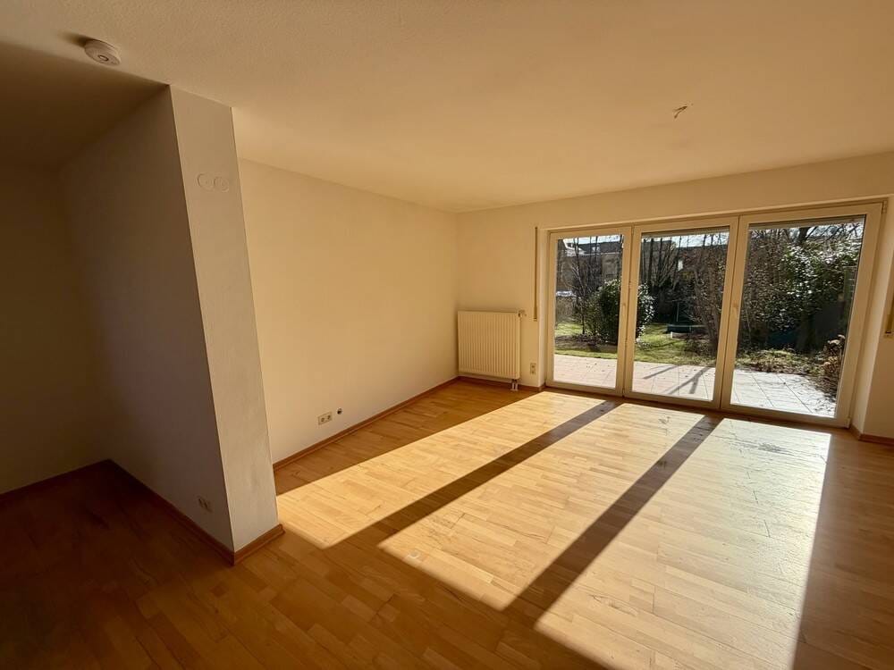 Immobilie in Hilpoltstein - Doppelhaushälfte mit Garten - Bild 1