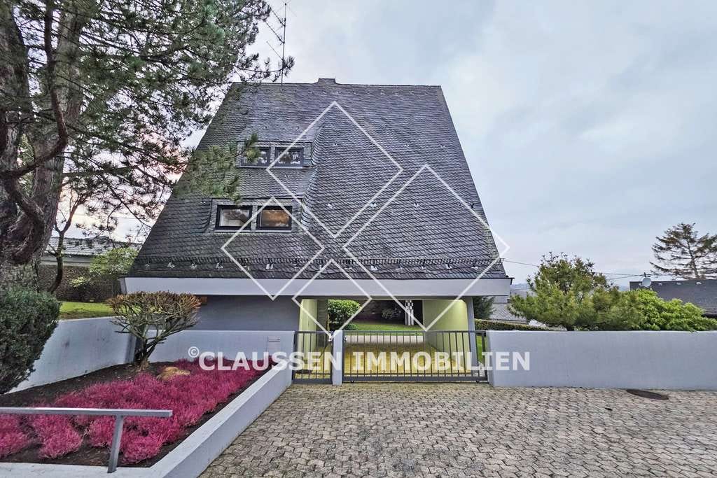 Immobilie in Hohenstein - Provisionsfrei für Käufer: Architektenhaus mit Designmöbeln, Kunst & Burgblick - Bild 2