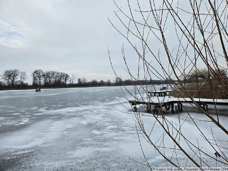 Immobilie in Hohen Demzin - TRAUMHAFTES REETGEDECKTES BOOTSHAUS AM SEE - IM NATURPARK MECKLENBURGER SCHWEIZ UND KUMMEROWER SEE - Bild 0