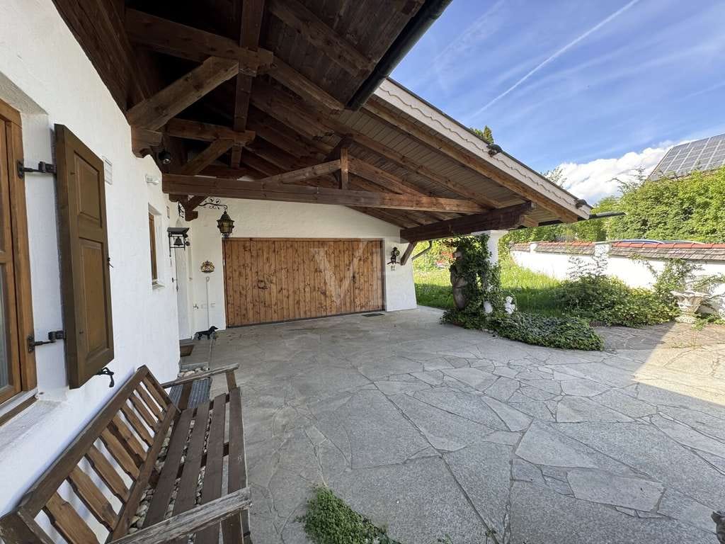 Immobilie in Bernried - Exklusive Landhausvilla mit neuer Heizungsanlage - Bild 3