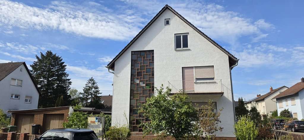 Immobilie in Ketsch - *** Renovierungsbedürftiges Dreifamilienhaus in sehr guter Lage von Ketsch *** - Bild 1