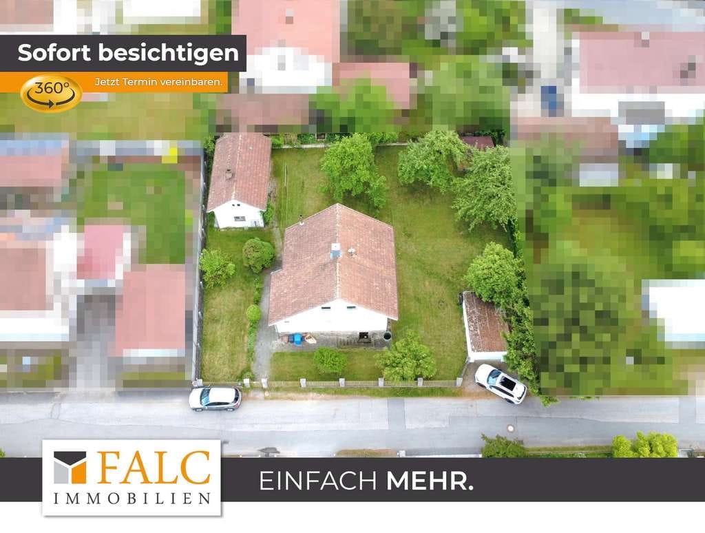 Immobilie in Cham - Einfamilienhaus mit viel Potenzial und großzügigem Außenbereich - Bild 0