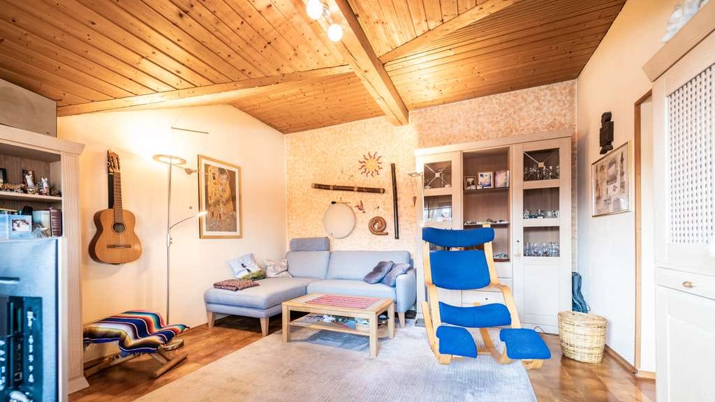 Immobilie in Kolbermoor - Schmankerl in Kolbermoor |  Dachgeschosswohnung mit Südbalkon und sonnigem Garten - Bild 0
