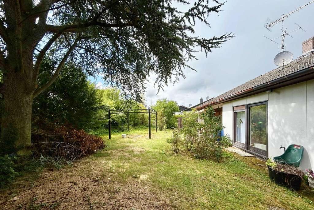 Immobilie in Gutenberg - Bungalow mit Garten - kompakt, solide, vielseitig  - Bild 1