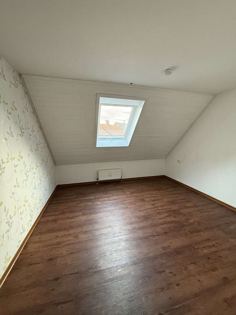 Immobilie in Brackenheim - Außergewöhnliche Galeriewohnung mit Wendeltreppe & Loft-Charakter - Bild 3