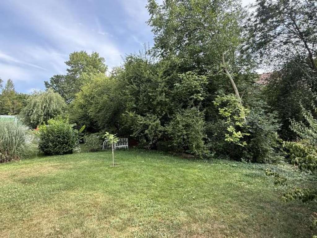Immobilie in Gundelfingen - Gundelfingen - Zwei Wohneinheiten mit tollem Garten, Garage u. Stellpatz auf Erbpachtgrundstück - Bild 2