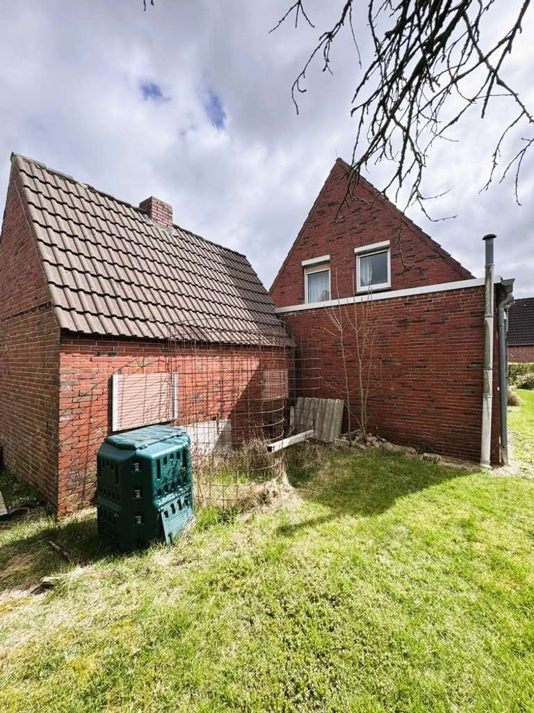 Immobilie in Emden - Sanierungsbedürftiges Einfamilienhaus mit Garage - Bild 4
