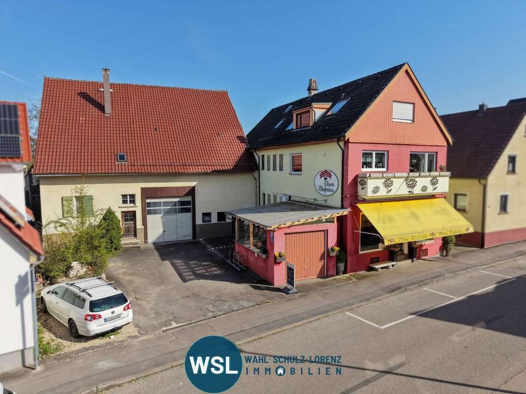 Immobilie in Dettingen unter Teck - Wohn- und Geschäftshaus mit XXL Grundstück, Gartenhaus und Scheune in zentraler Lage von Dettingen - Bild 0