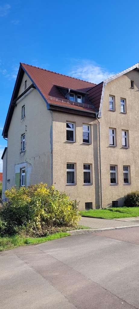 Immobilie in Ballenstedt - Barrierefrei wohnen in Zweifamilienhaus mit Lift, Garten & Autostellplätze - Bild 4