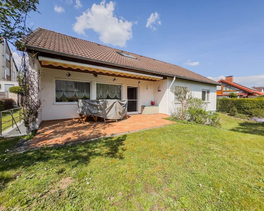 Immobilie in Schlierbach - Freist. EFH mit zusätzlich mehr als 75 m² wohnwirtschaftlich ausgebauter Nutzfläche - Bild 0
