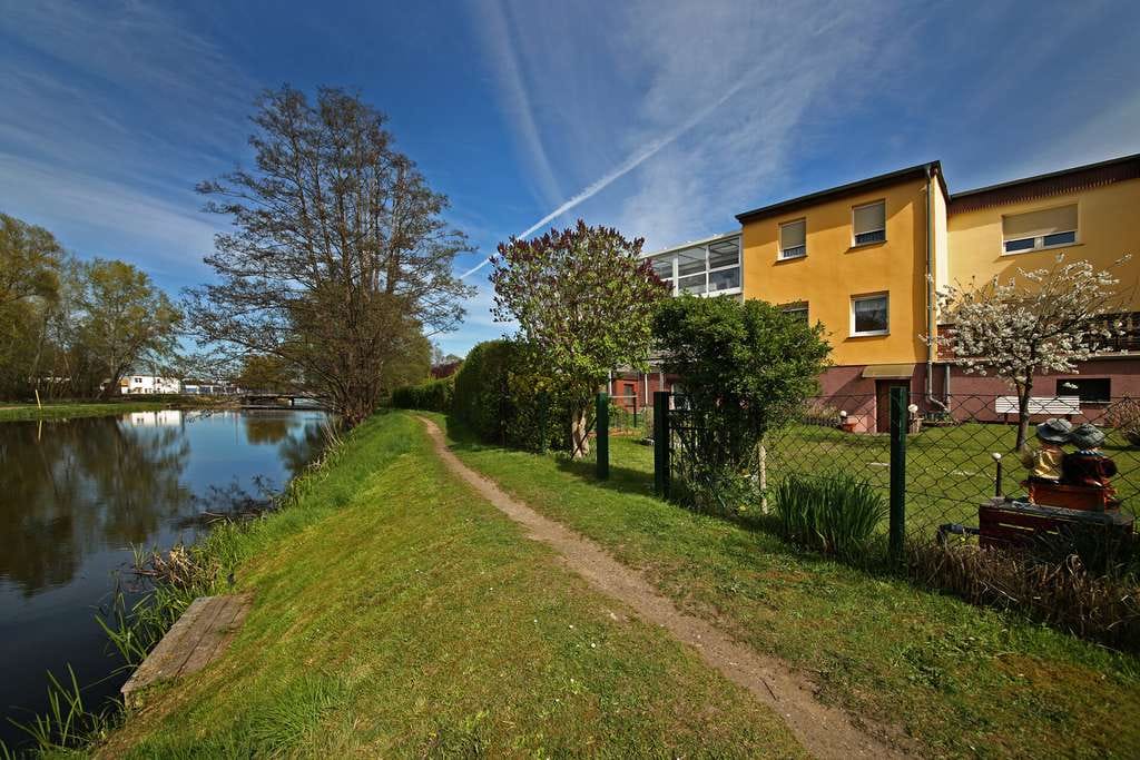 Immobilie in Bützow - Lage Lage Lage! Stadthaus direkt an der Warnow in Bützow - Bild 1
