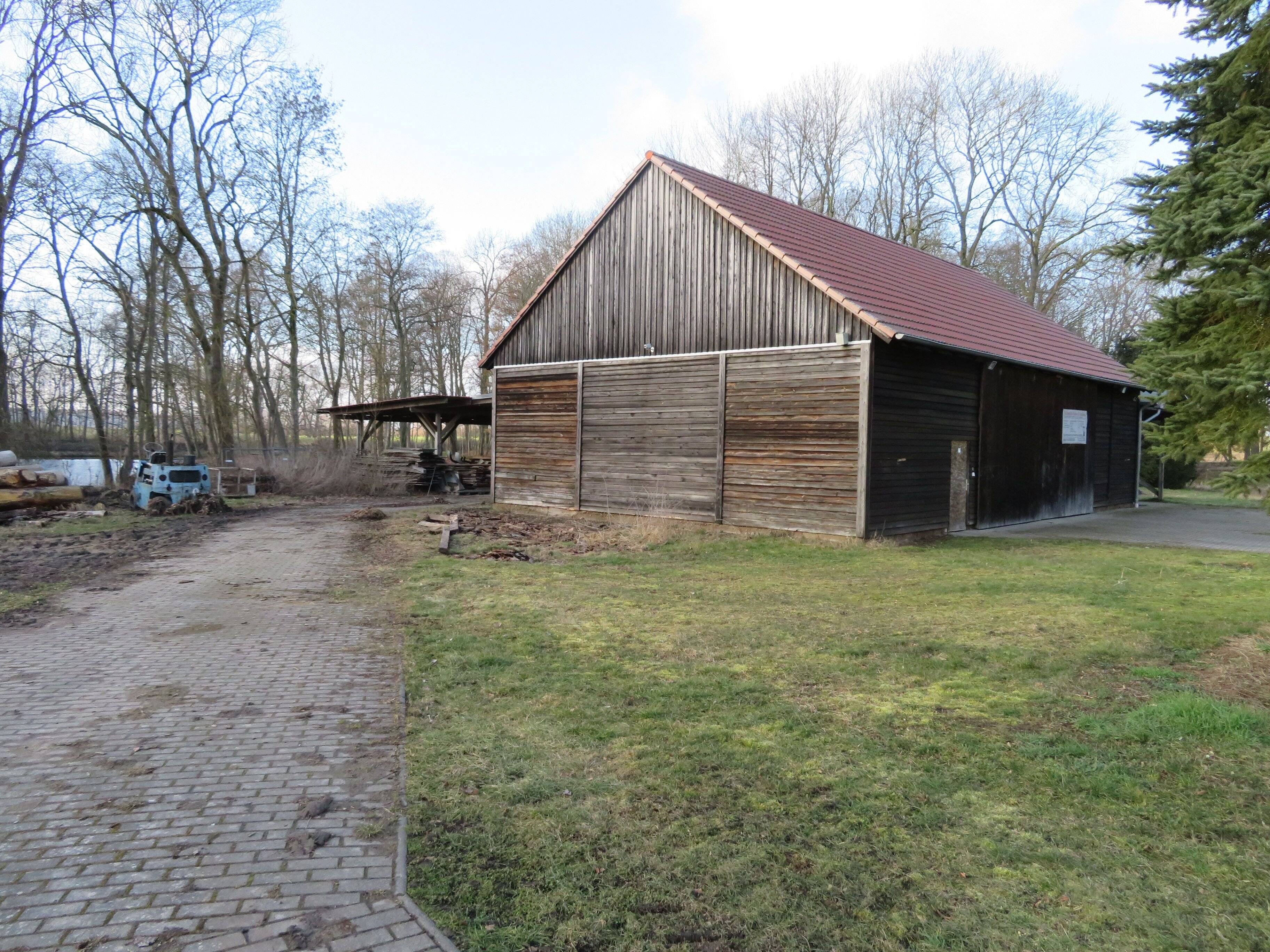 Immobilie in Nordwestuckermark - sehr gepflegtes Bauernhaus mit Stall, Scheune und Teich auf großem Grundstück - Bild 4