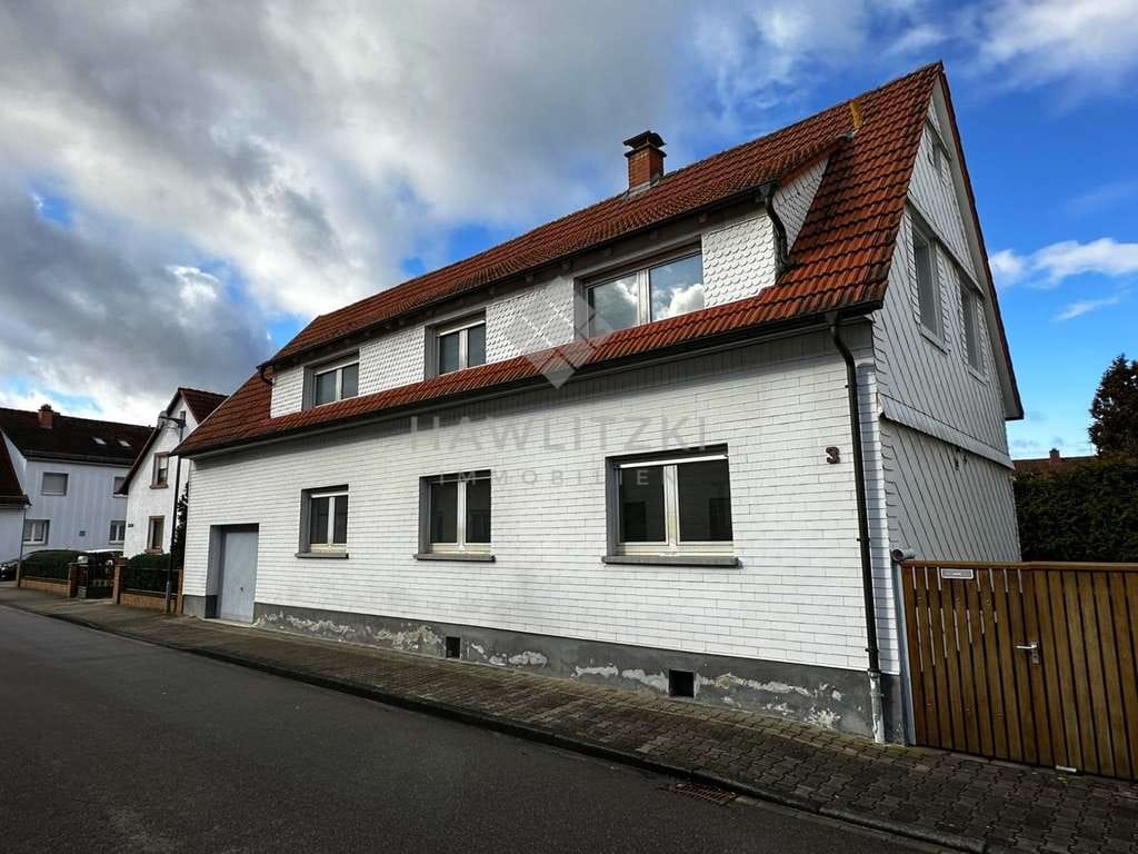 Immobilie in Rheinstetten - Mehr Platz. Mehr Möglichkeiten. Mehr Zuhause. Vielseitiges Wohnhaus für die ganze Familie! - Bild 0