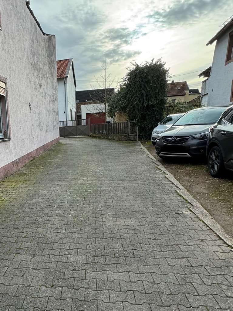 Immobilie in Hüffelsheim - Preiswertes 6-Raum-Mehrfamilienhaus in Hüffelsheim - Bild 3