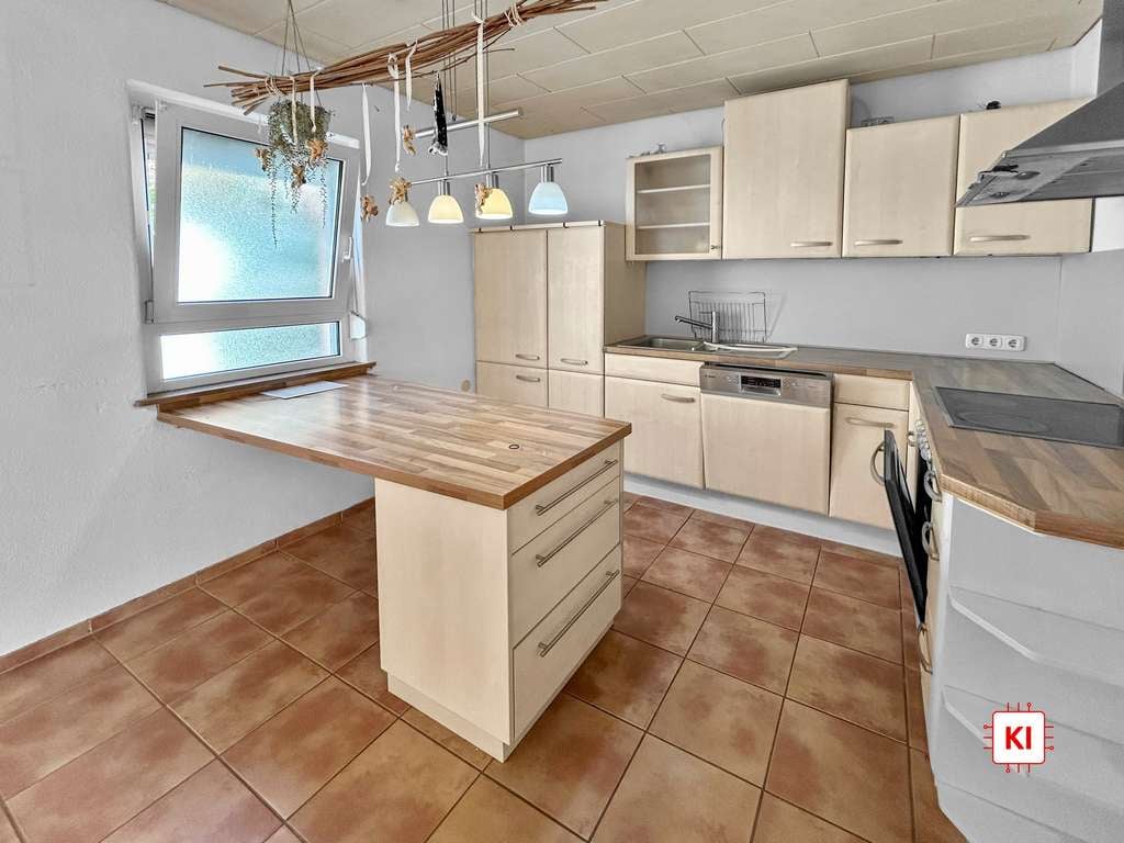 Immobilie in Karlstadt - Charmantes Haus mit Einliegerwohnung  - Bild 1