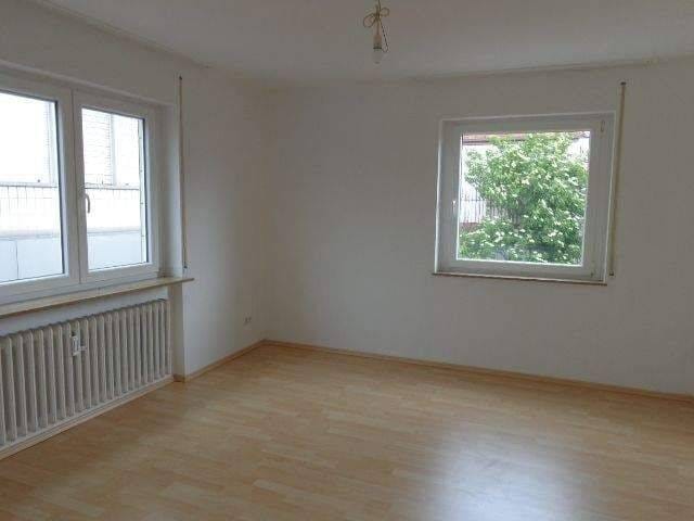 Immobilie in Birkenfeld - Röpke + Partner Immobilien: Ideal zentral, Wohn- und Geschäftshaus zur Kapitalanlage! - Bild 2