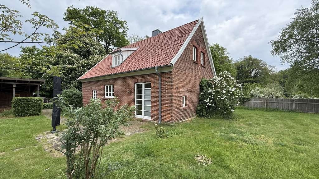 Immobilie in Gehrde - Ferienhaus mit Dauerwohnsitz – solides Landhaus im Grünen - Bild 0