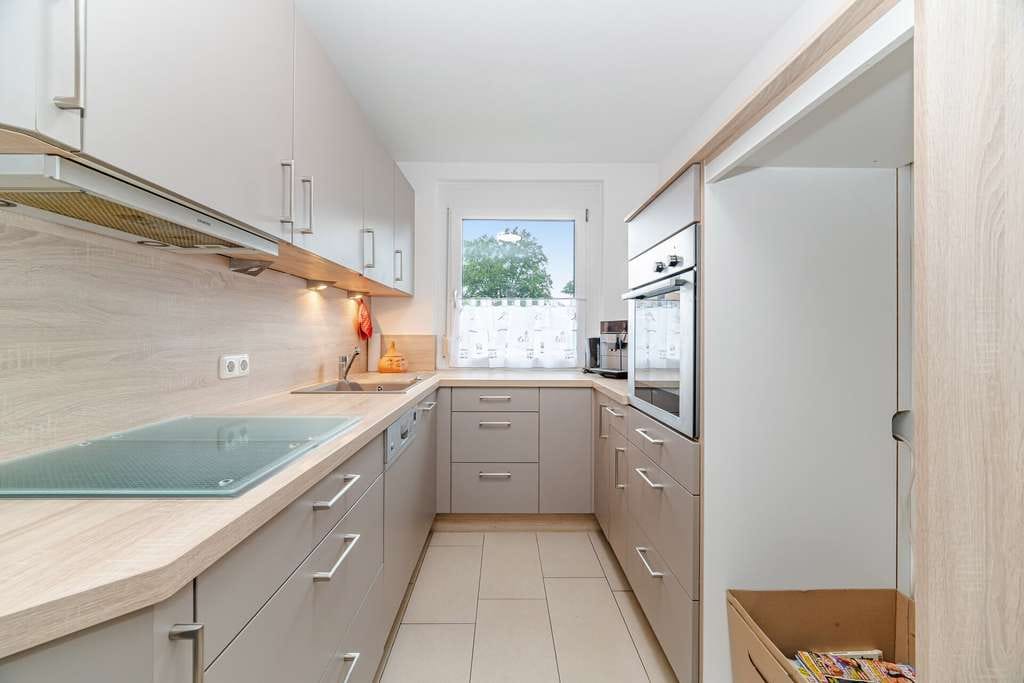 Immobilie in Emmering - Familienfreundliche 4-Zimmer-Wohnung mit Balkon und durchdachtem Wohnkonzept - Bild 2