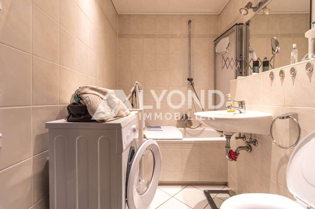 Immobilie in Georgenthal - Komfortable 2-Zimmer-Wohnung mit Balkon – ideales Renovierungsobjekt für Anleger oder Eigennutzer - Bild 4
