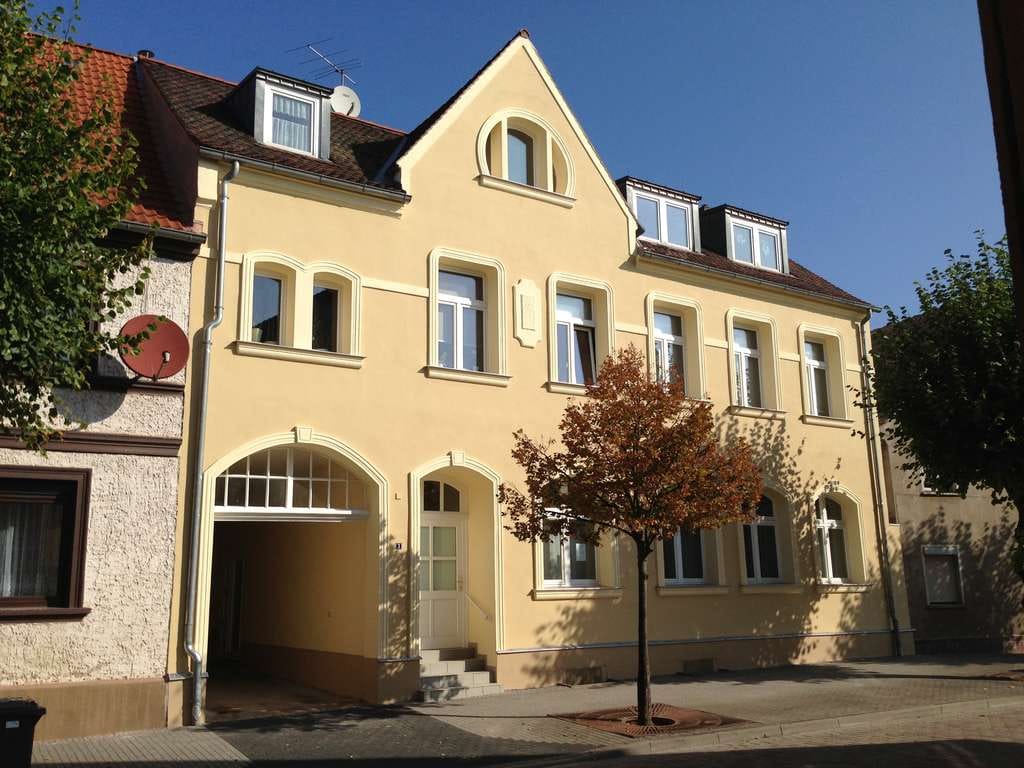 Immobilie in Barleben - Saniertes Mehrfamilienhaus im schönen Barleben - Bild 0