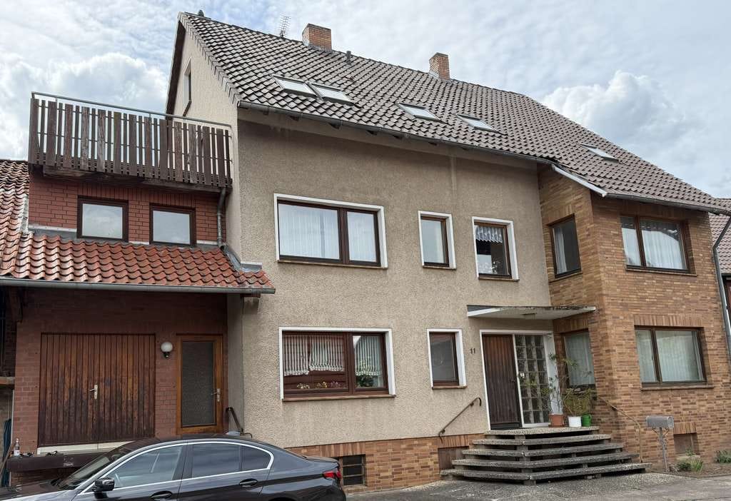 Immobilie in Gieboldehausen - Attraktives Mehrfamilienhaus mit Nebengebäuden zum Kauf in Gieboldehausen - Bild 1
