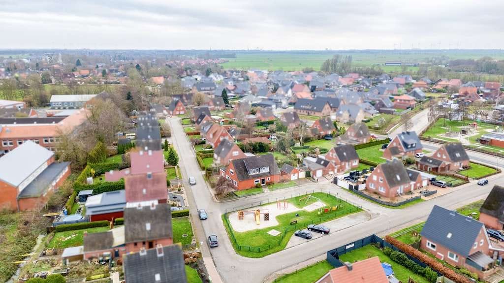 Immobilie in Hinte - Großzügiges Mehrgenerationenhaus in ruhiger Lage! - Bild 1