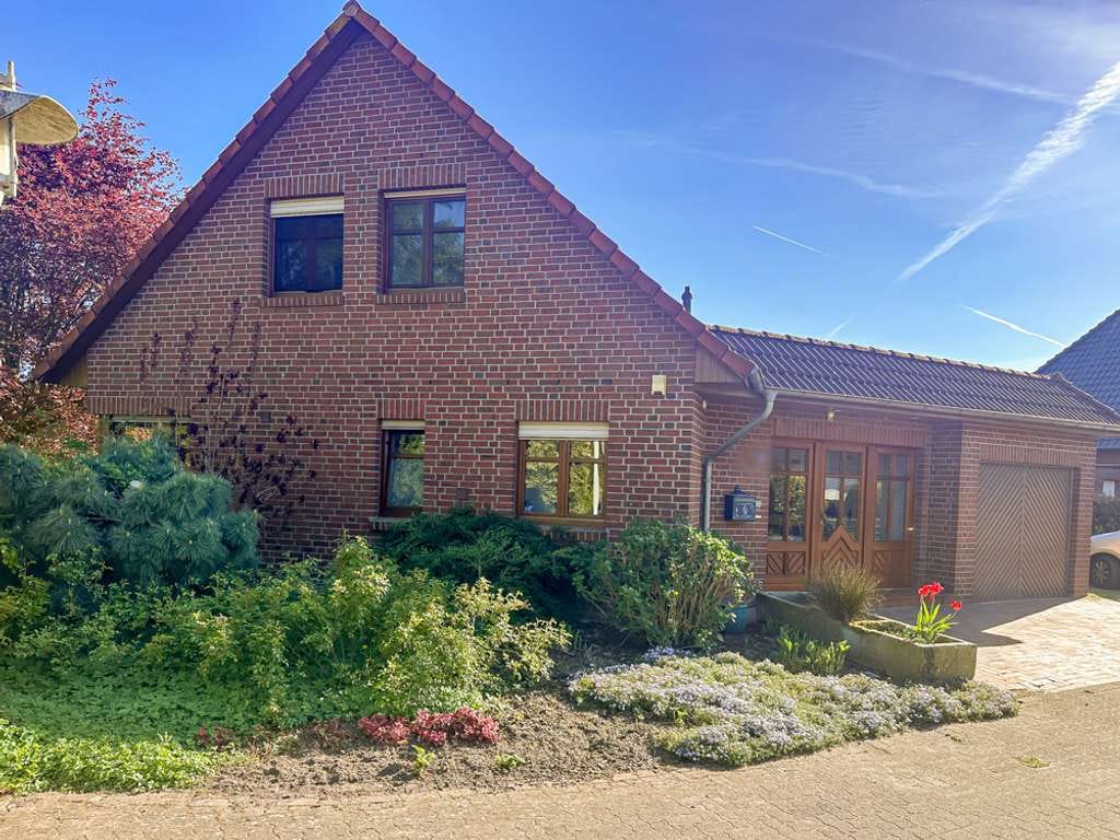 Immobilie in Sulingen - Attraktives Einfamilienhaus mit schönem Garten in Sulingen zu verkaufen - Bild 0