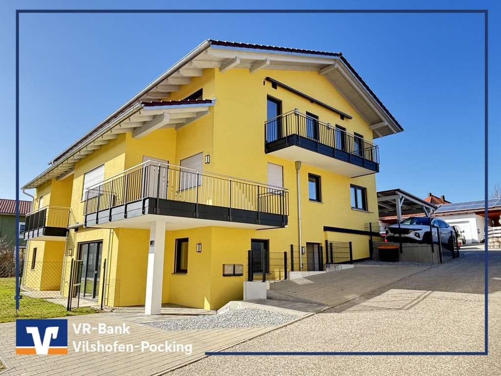 Immobilie in Kößlarn - Viel Licht & ein großzügiger Schnitt: 3-Zimmer-Wohnung mit Gartenanteil - Bild 0