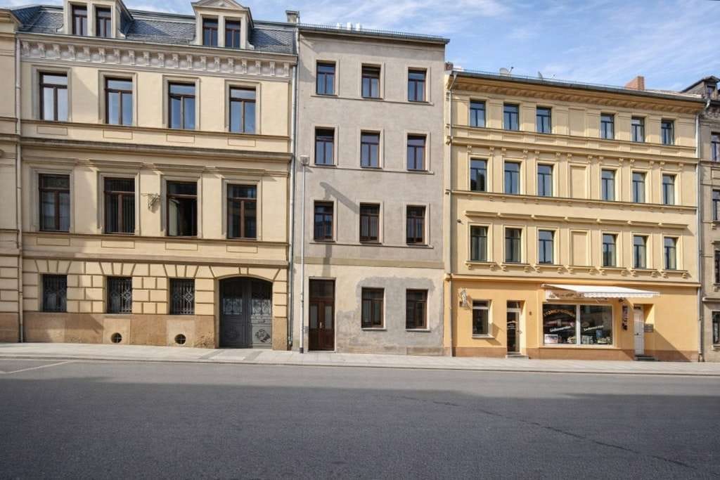 Immobilie in Altenburg - Charmantes Mehrfamilienhaus in Altenburg mit Garten und klarer Vermietungsperspektive - Bild 2