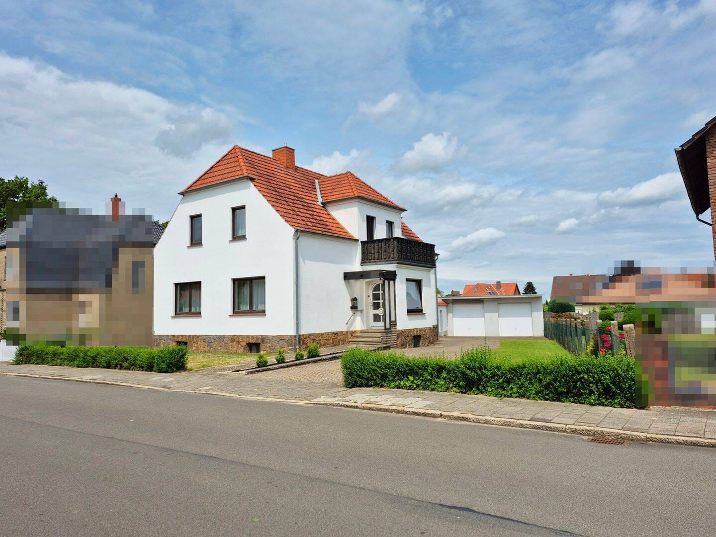 Immobilie in Lübbecke - Attraktives, großes 1-2 Familienhaus mit Wintergarten 
in ruhiger Lage von Lübbecke - Bild 1