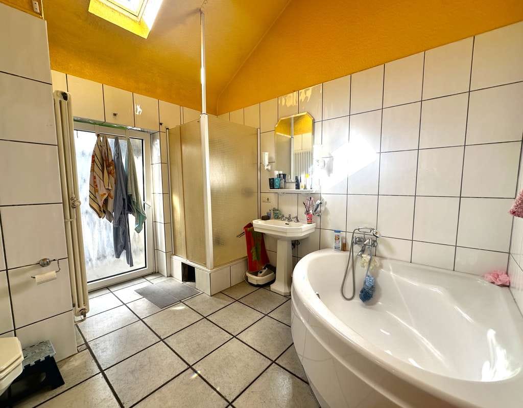 Immobilie in Schaafheim - Vielseitiges Wohn- und Gewerbeobjekt mit Charme und Potenzial - Bild 3