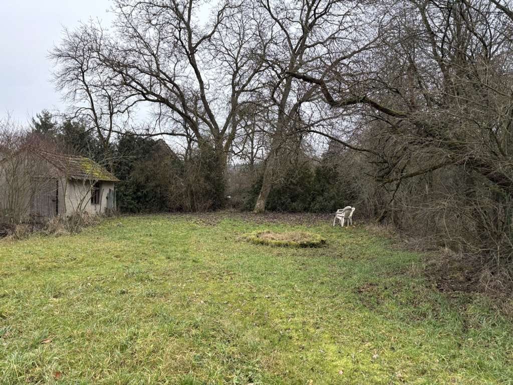 Immobilie in Crailsheim - Großes, vermietetes 2 Familienhaus mit Ausbaumöglichkeit auf ca. 3.361 m² großem Grundstück - Bild 3