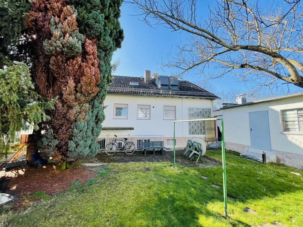 Immobilie in Raunheim - Zweifamilienhaus gelegen an der Kleingartenanlage in Raunheim - mit Erbpacht - Bild 3