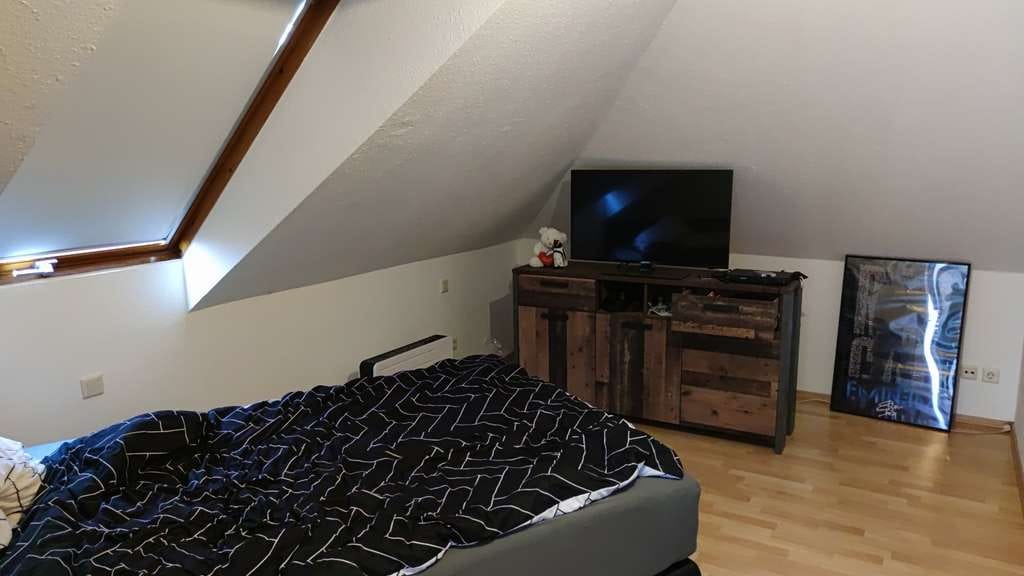 Immobilie in Oberkirch - LICHTDURCHFLUTETE 2,5- ZIMMEREIGENTUMSWOHNUNG IN  ZENTRALER LAGE VON  OBERKIRCH - Bild 2