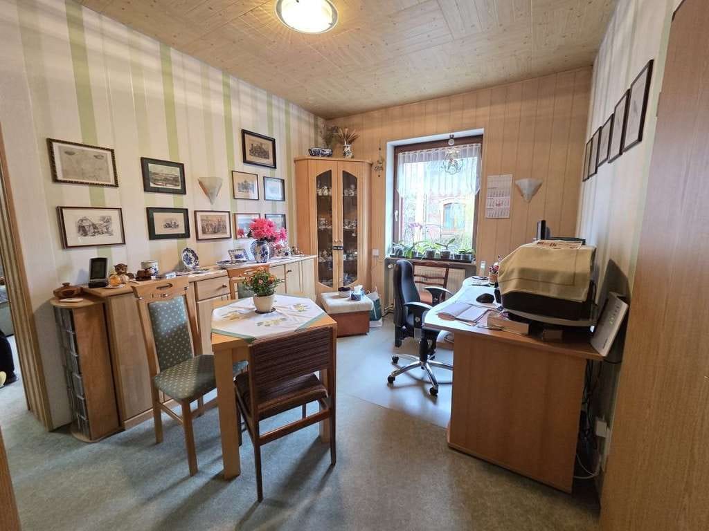Immobilie in Eisenach - Historisches Flair trifft Zukunftspotential - großes 2-FH im Südviertel mit leichtem Sanierungsstau - Bild 3