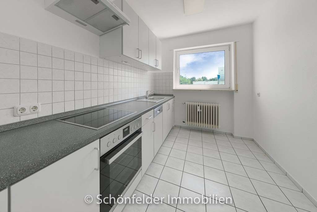 Immobilie in Oberursel - Helle Single-Wohnung mit traumhaft großer Balkon-Terrasse - Bild 4