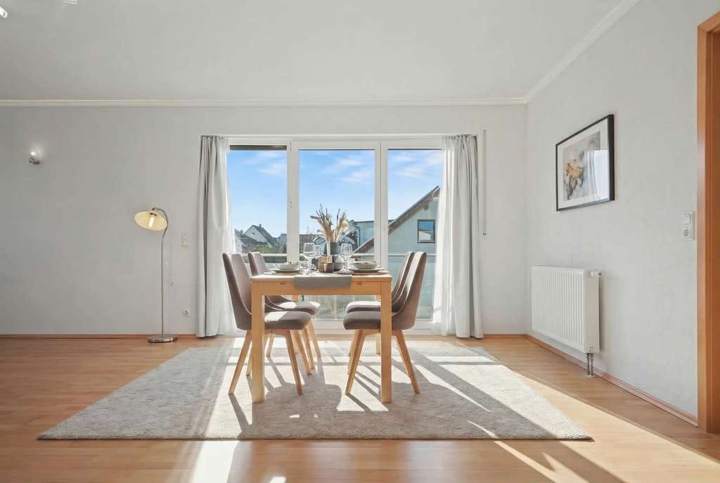 Immobilie in Kusterdingen - EXKLUSIVES ENERGIE-A-EINFAMILIENHAUS – 220 m² Wohnfläche aus BJ 2002 und traumhaftem Raumgefühl! - Bild 2