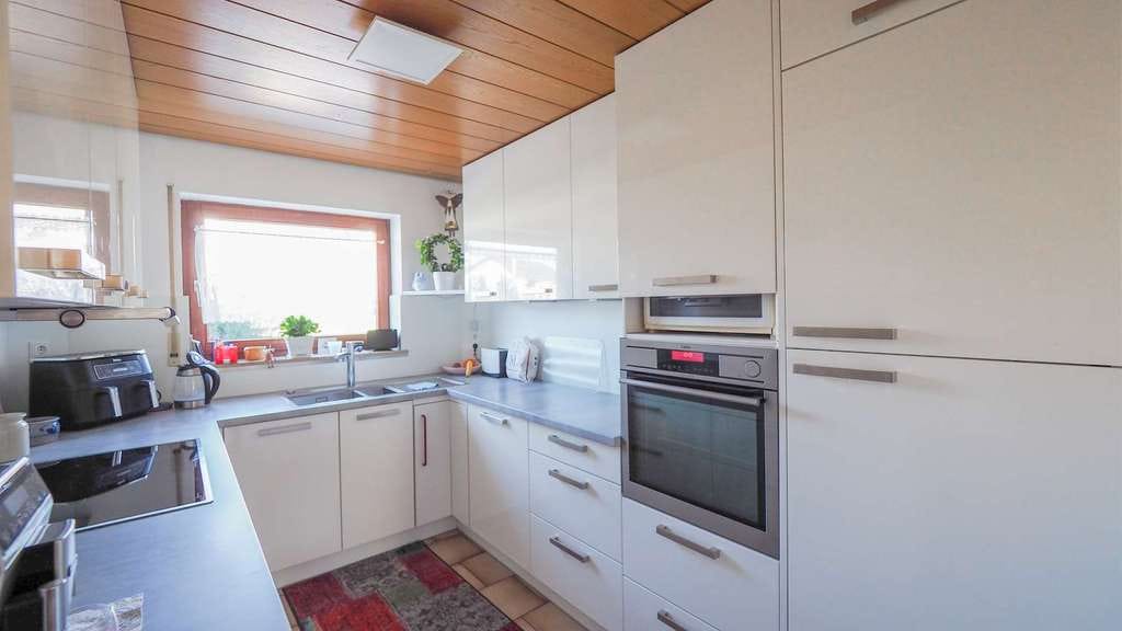 Immobilie in Burgstetten - Mehr Raum, mehr Möglichkeiten mit ELW und schönem Garten - Bild 2