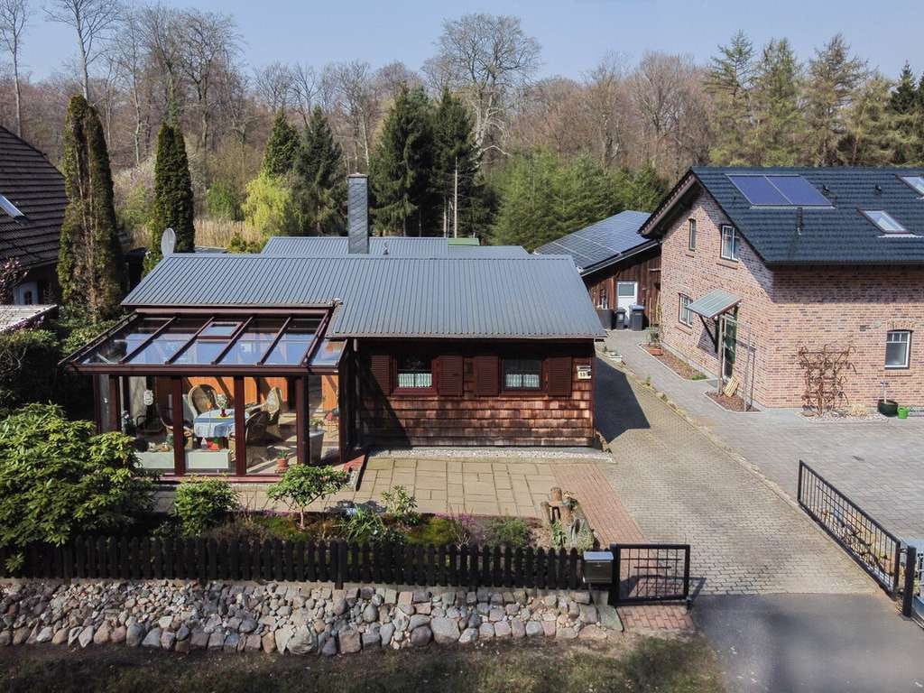 Immobilie in Kellinghusen - Idyllisches Waldidyll: Sauna, Wintergarten, riesigem Gartenparadies! - Bild 0