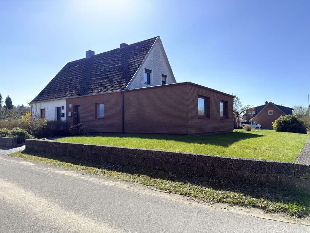 Immobilie in Wiemersdorf - Doppelwohnhaus/Siedlungshaus auf großem Grundstück mit Potential - Bild 0
