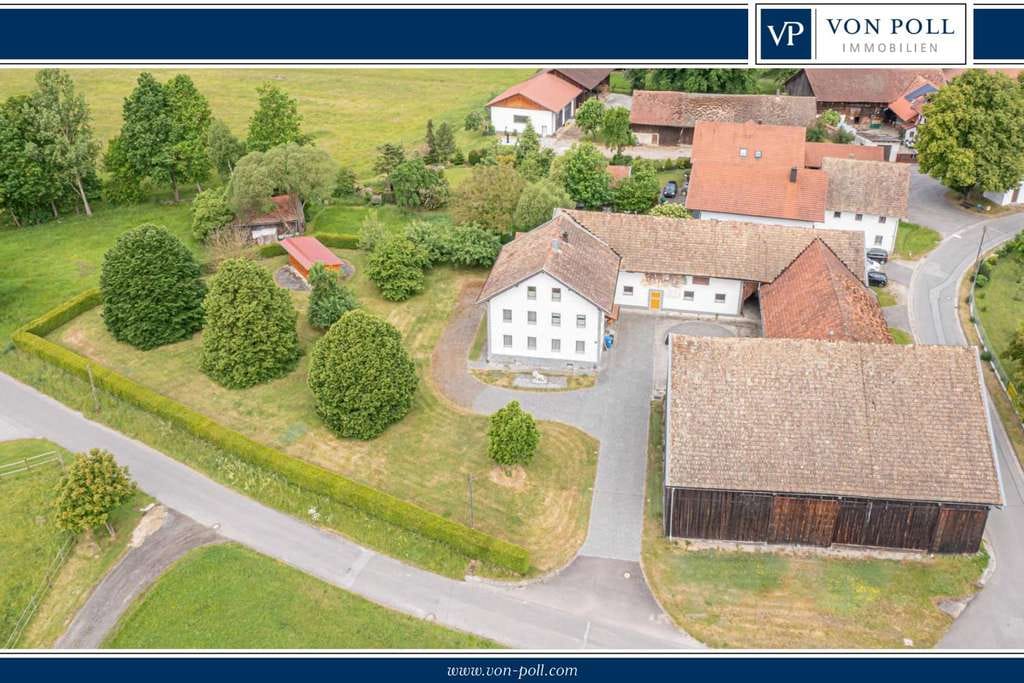 Immobilie in Furth im Wald - Charmantes Bauernhaus mit vielfältigen Nutzungsmöglichkeiten - Bild 1