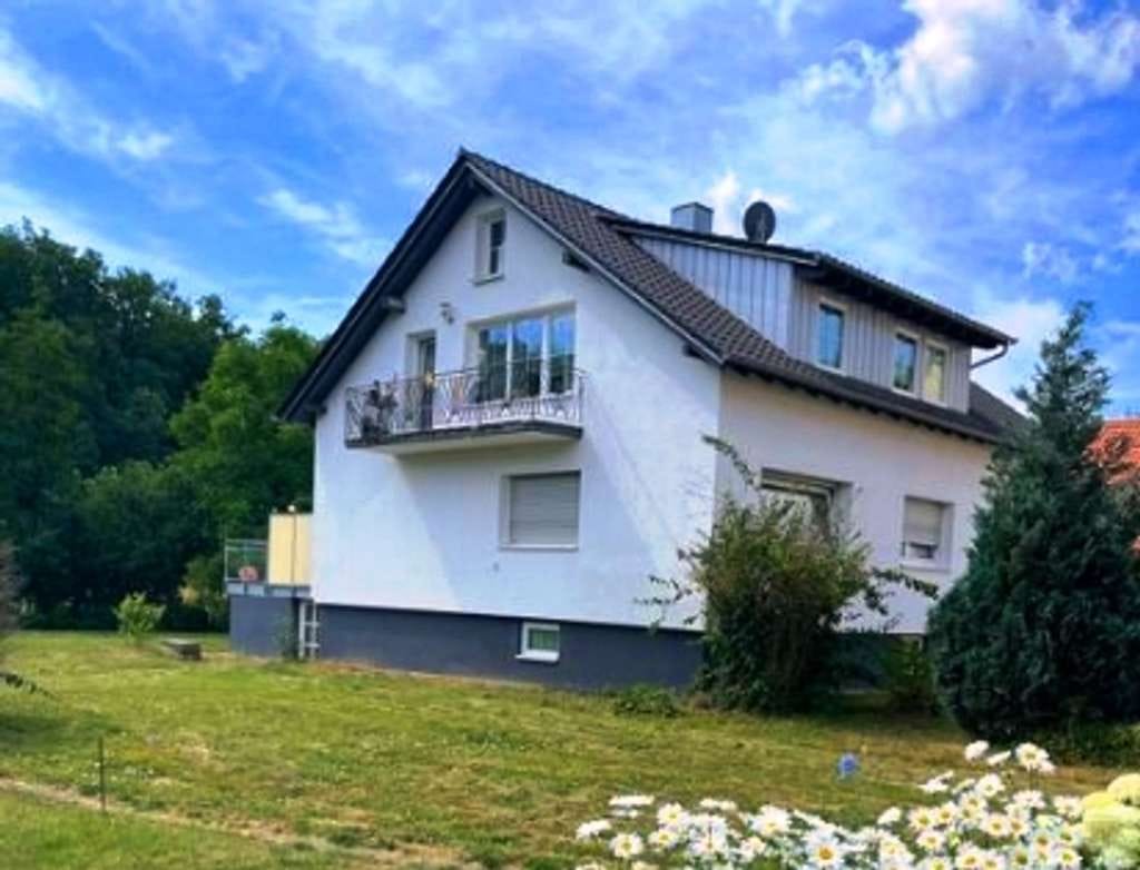 Immobilie in Billigheim - GLOBAL INVEST | Tolles, saniertes Ein- oder Zweifamilienhaus mit riesigem Rasengrundstück - Bild 2