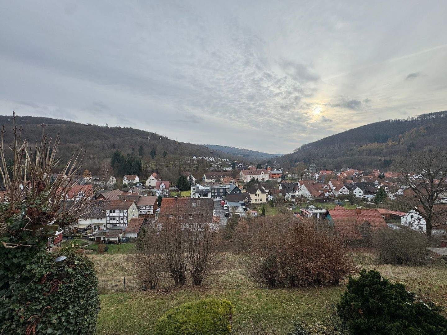 Immobilie in Helsa - Doppelhaushälfte mit wundervoller Aussicht  - Bild 0